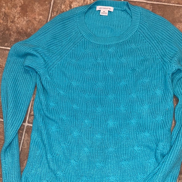 Brand new never worn Liz Claiborne sweater - Picture 1 of 2